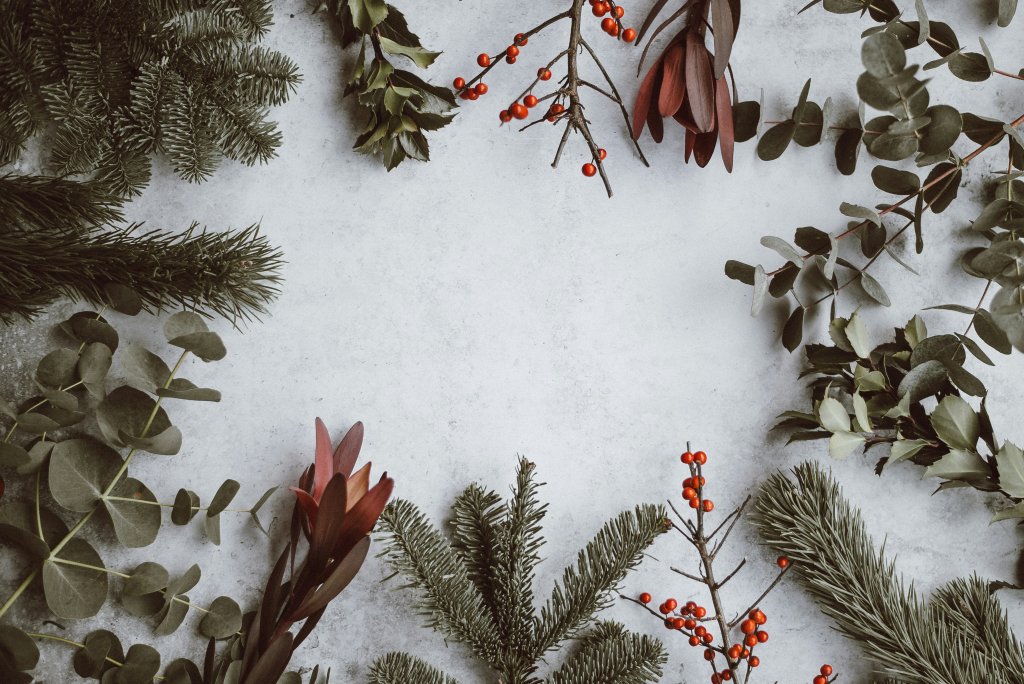 Christmas SVGs: Free Bundle for Last‑Minute Gifts