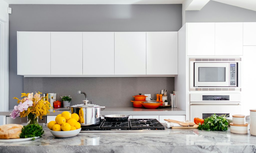Kitchen Quote SVGs: Farmhouse Signs to Cut Today