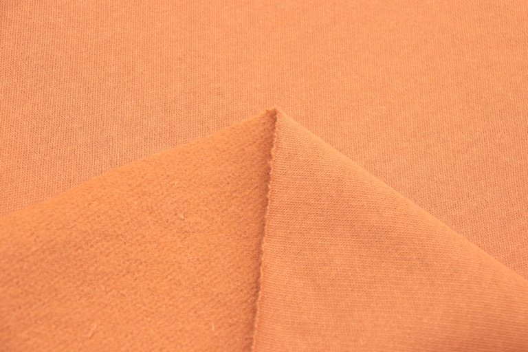Cricut Fabric Mat vs LightGrip: Fabric Fray Control