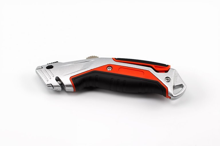 Cricut Fine Point vs Deep Point blade everyday vs thick
